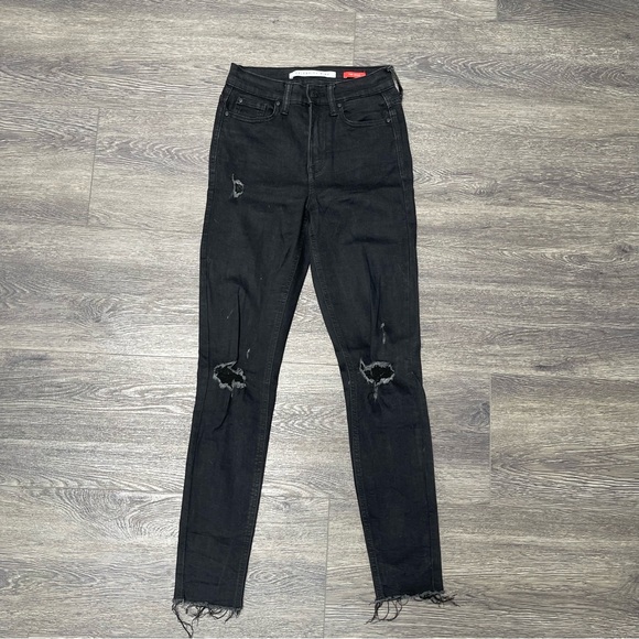 Celebrity Pink Denim - Celebrity Pink Woman's Distressed Black Skinny Jeans Size 25